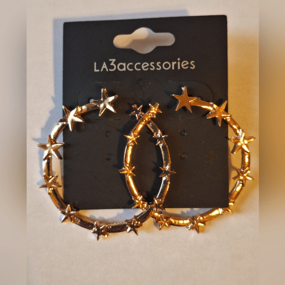 LA3 Star Fashion Earrings NWT Gold Stars Stud Hoops